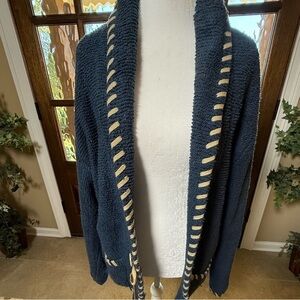 Elegant Navy Cardigan with Cream Detailing